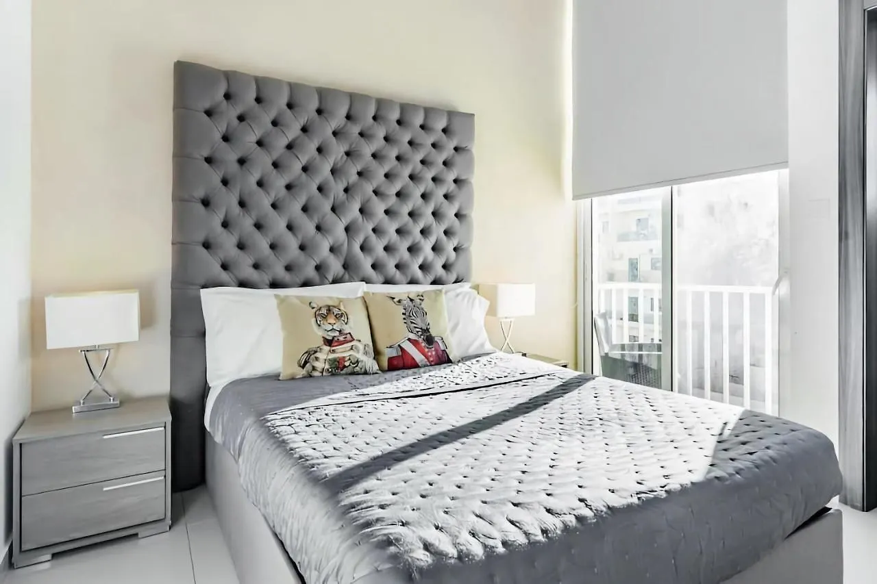 Award Winning Apartment St Julians San Julián